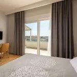 Bor