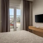 Bor *