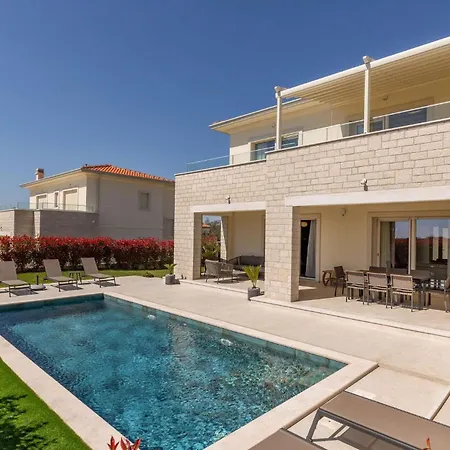 Holiday home Bor